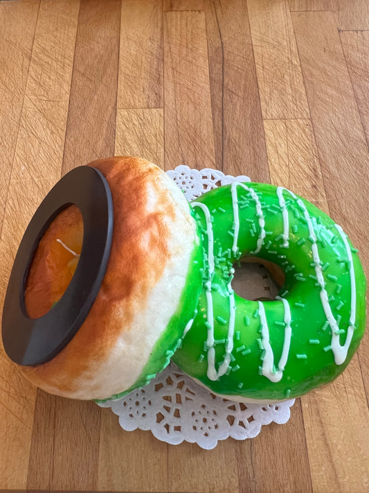 Green Doughnut