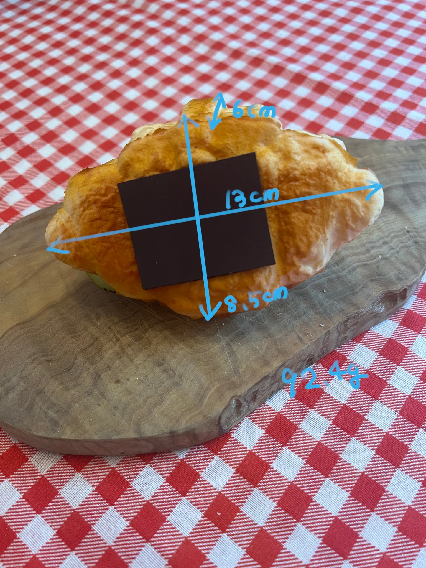 Tomato Meat Croissant