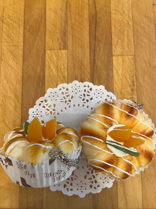 Kiwi and Mango Danish