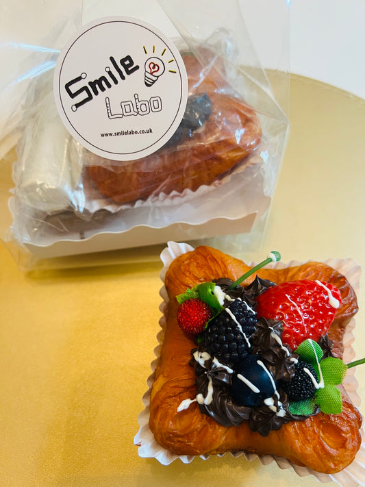 Berry Danish Kit Set